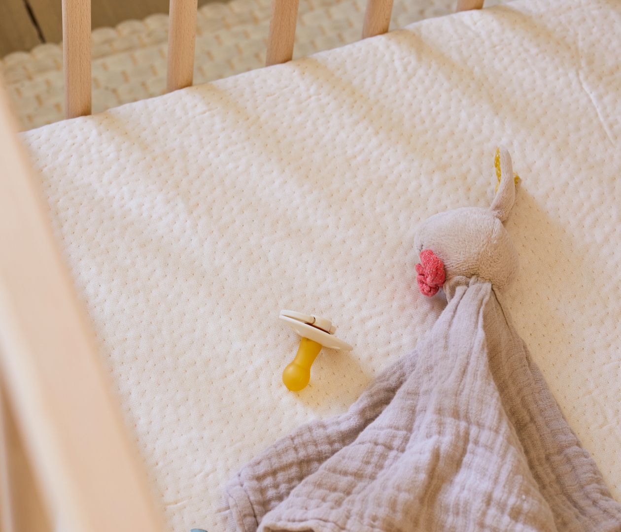 Petit guide pour bien choisir le protège-matelas du lit bébé - Kipli