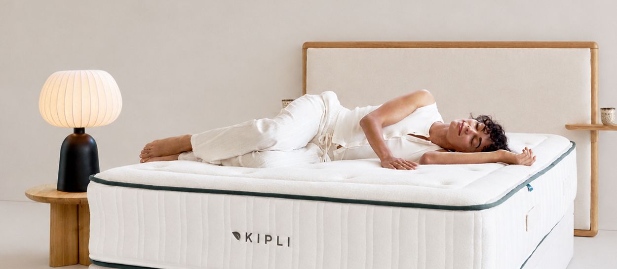 Perché si dorme peggio dopo i 40 anni: cosa ci spiega la biologia