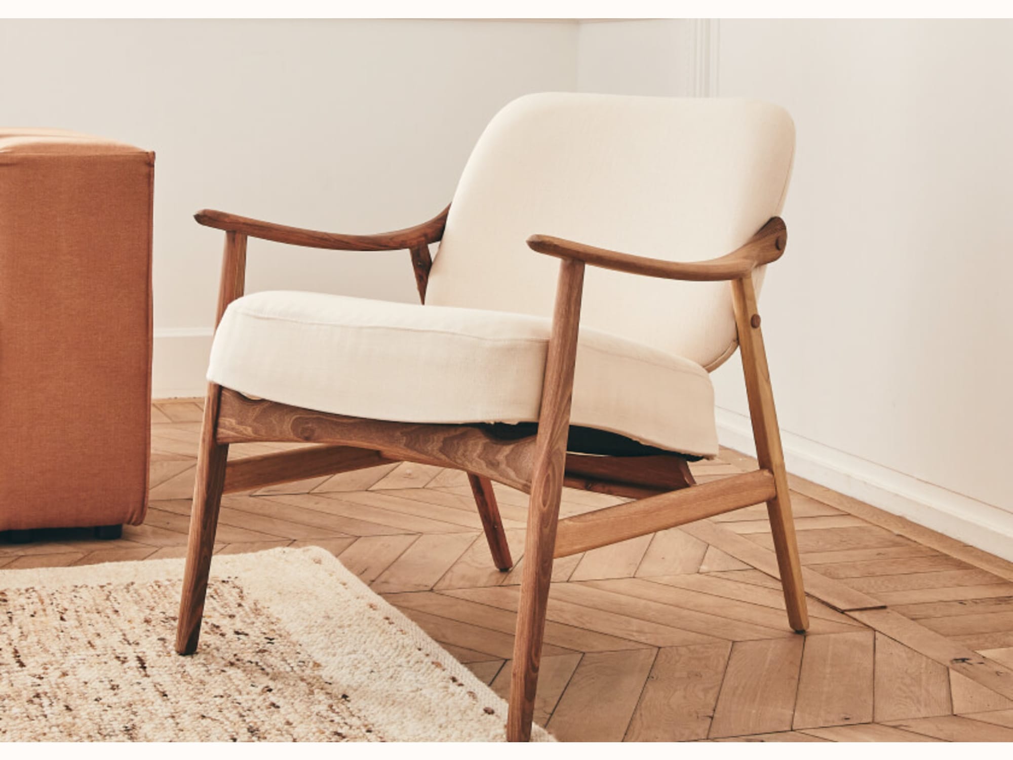 Poltrona in legno LYRA