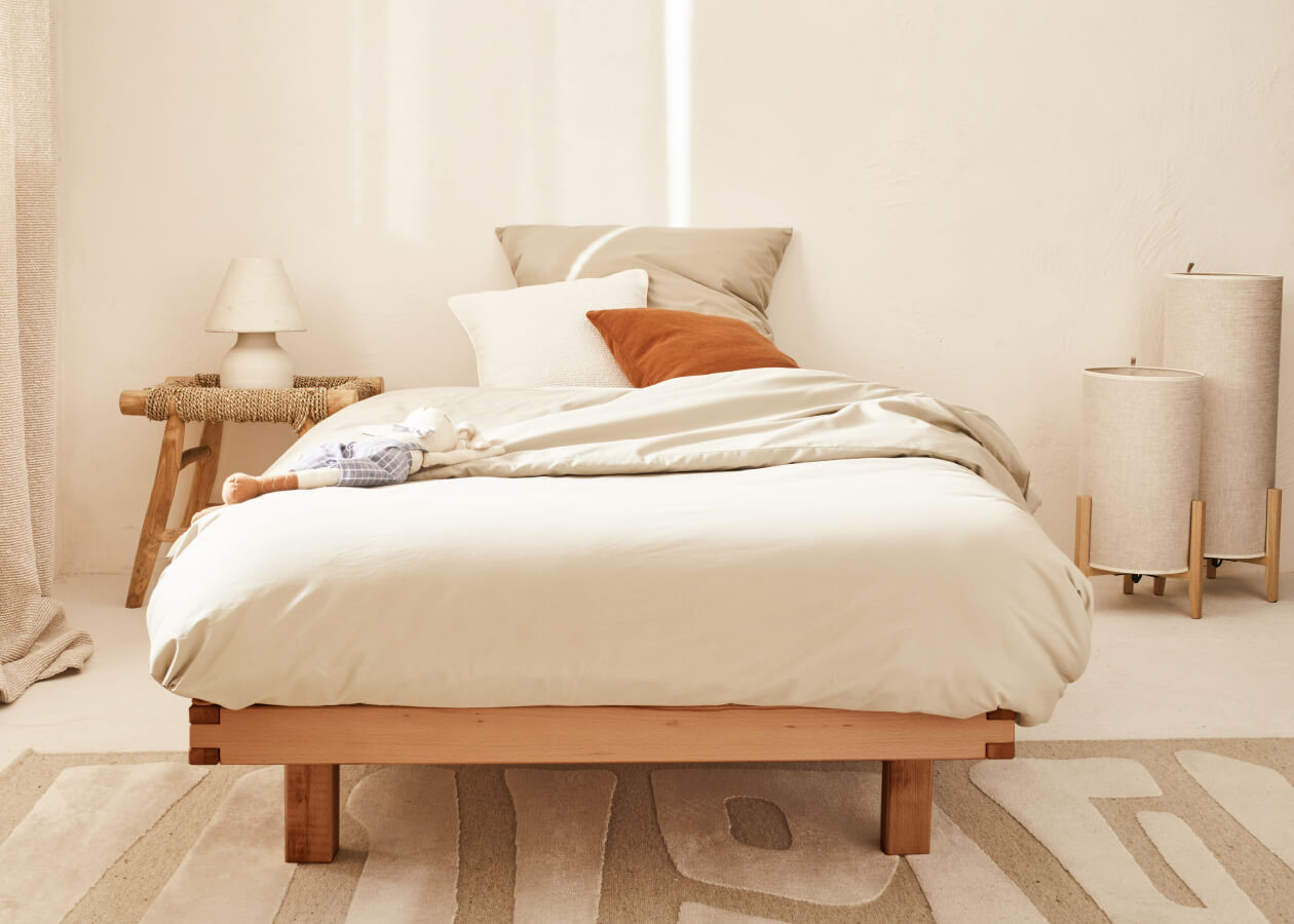 Letto in legno massello WOOD