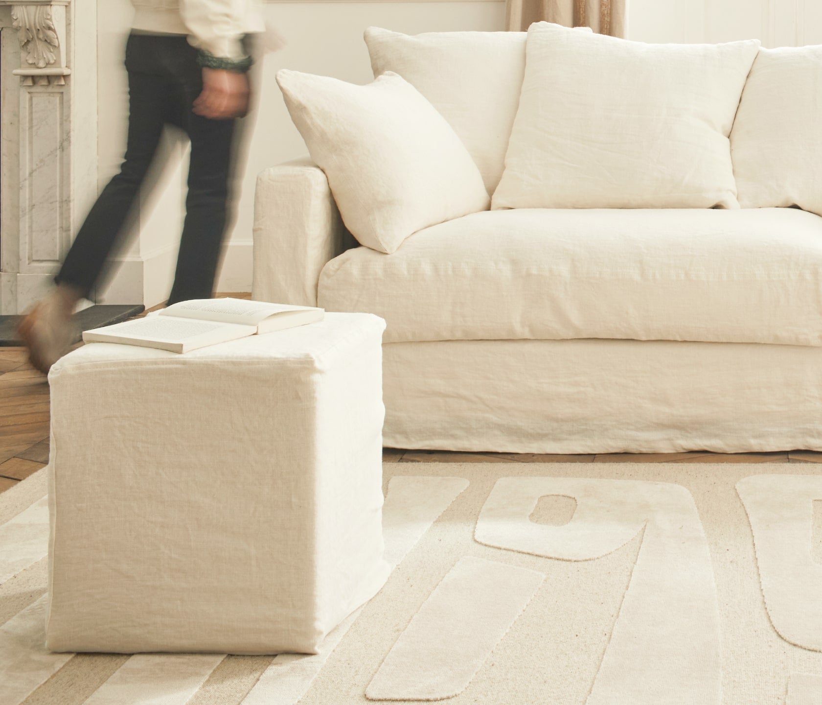 Piccolo pouf in lino PALM