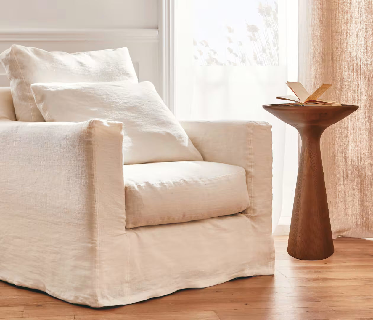 Table d'appoint en bois massif ARCO