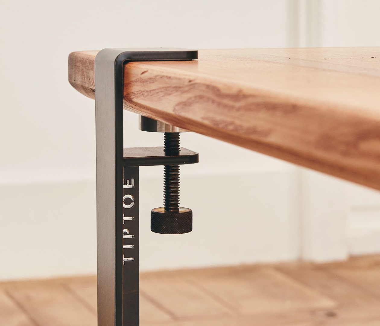 Tavolino in legno massello ÉOS - Kipli x TIPTOE