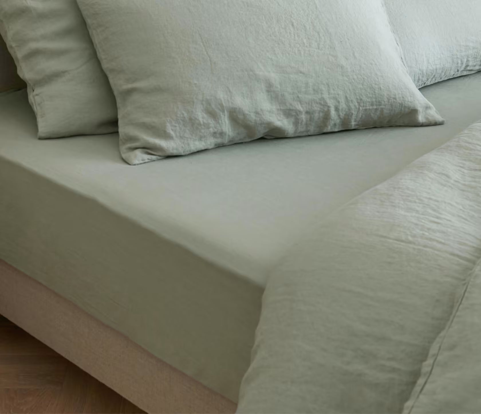 Set da letto in lino