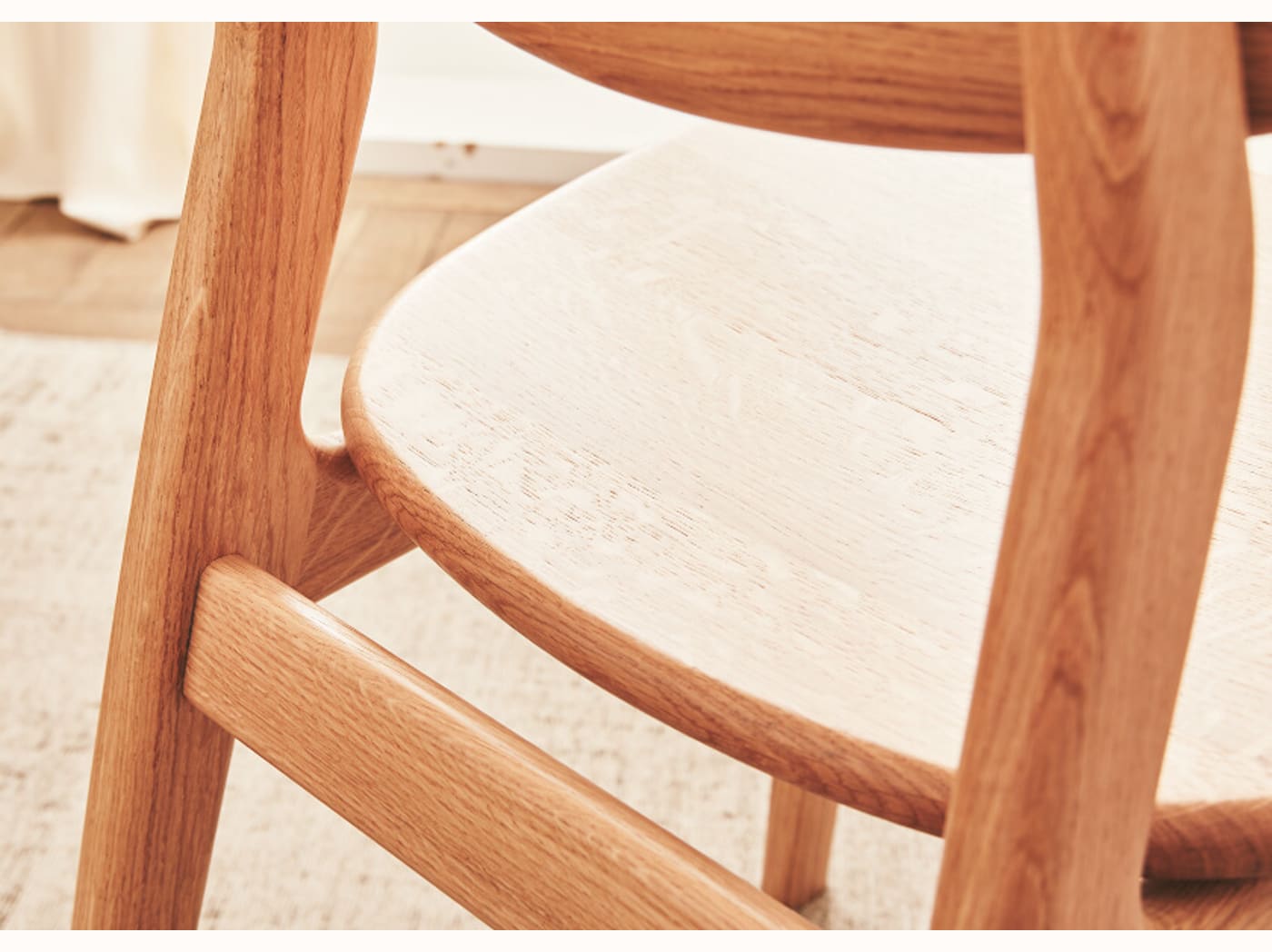 Sedia in legno massello TARA