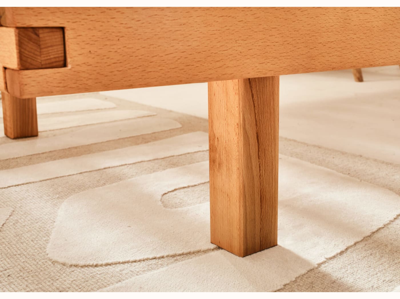 Letto in legno massello WOOD