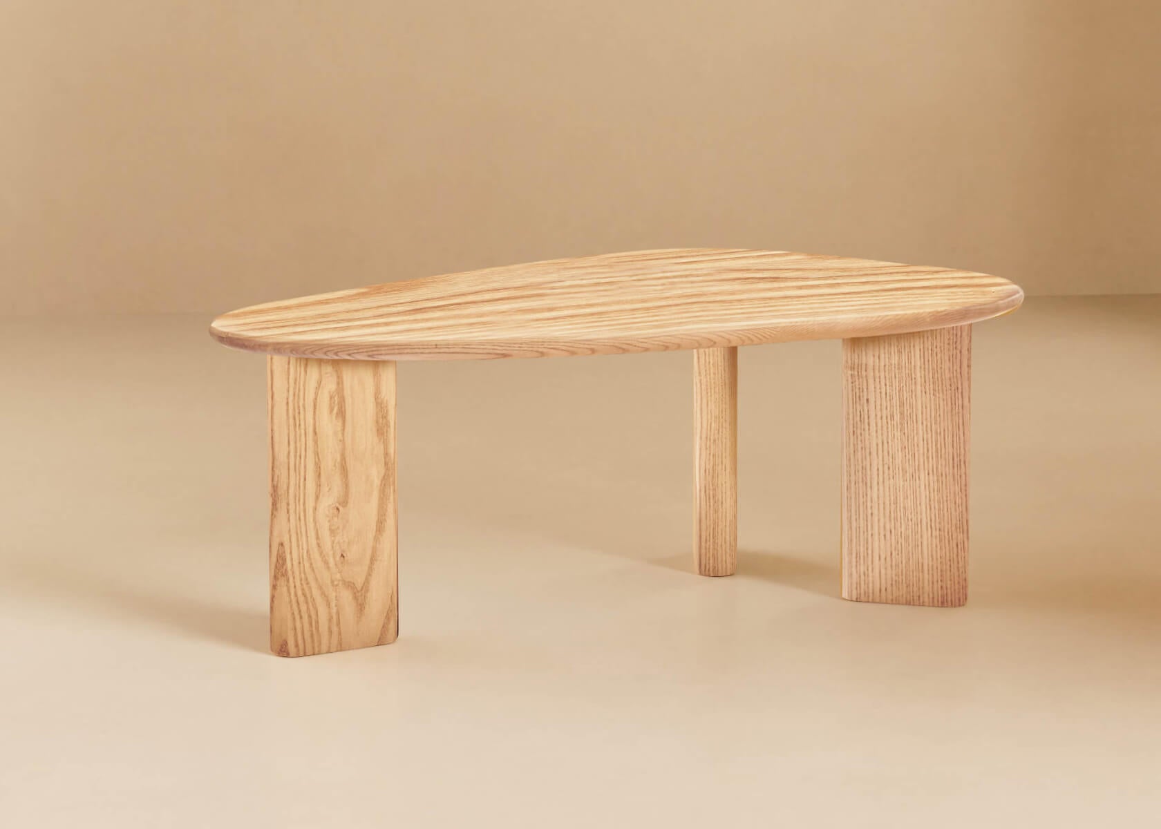 Tavolino in legno organico BAOBAB