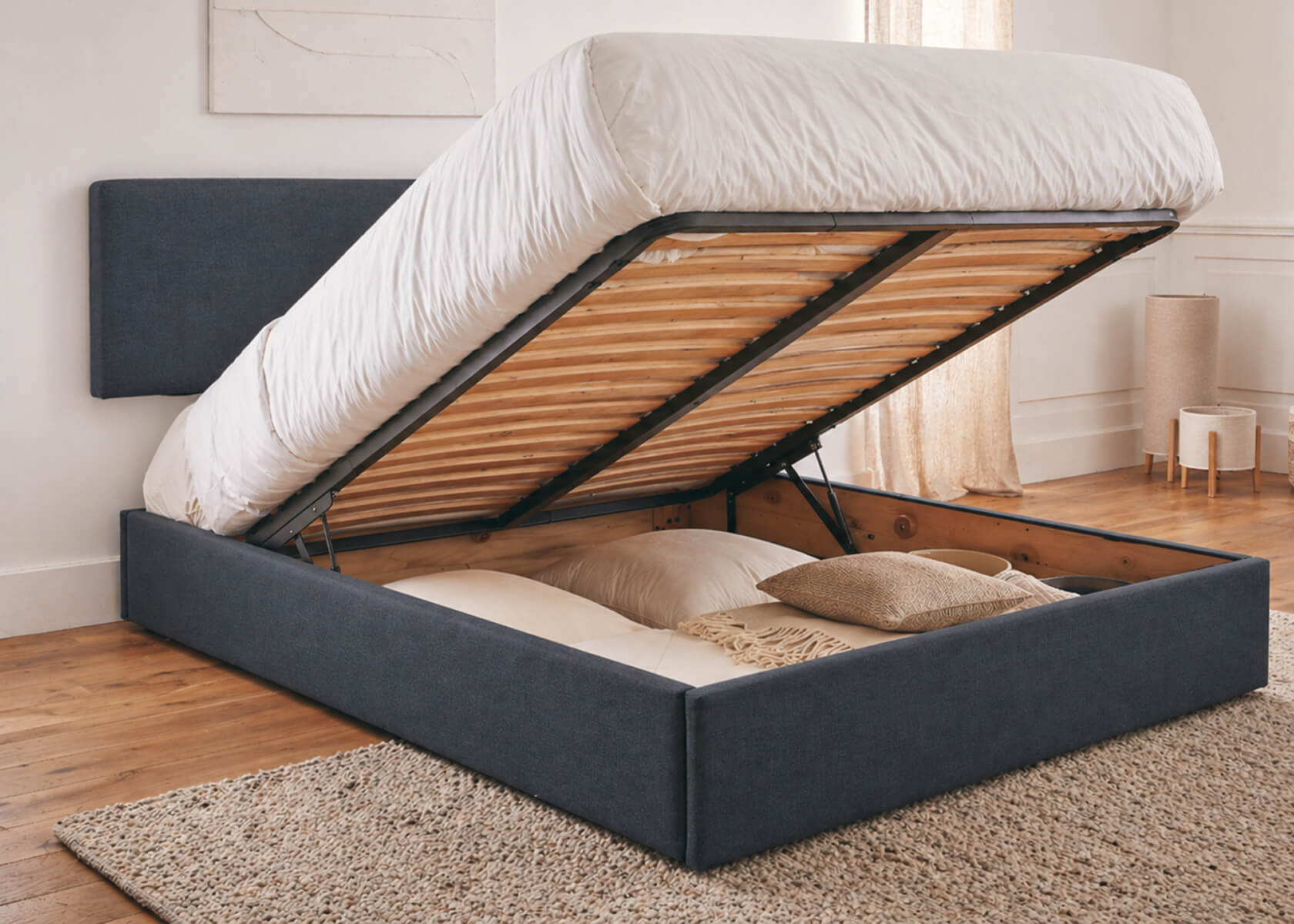 OTTO Bett mit Stauraum aus Massivholz und Leinen – Kipli