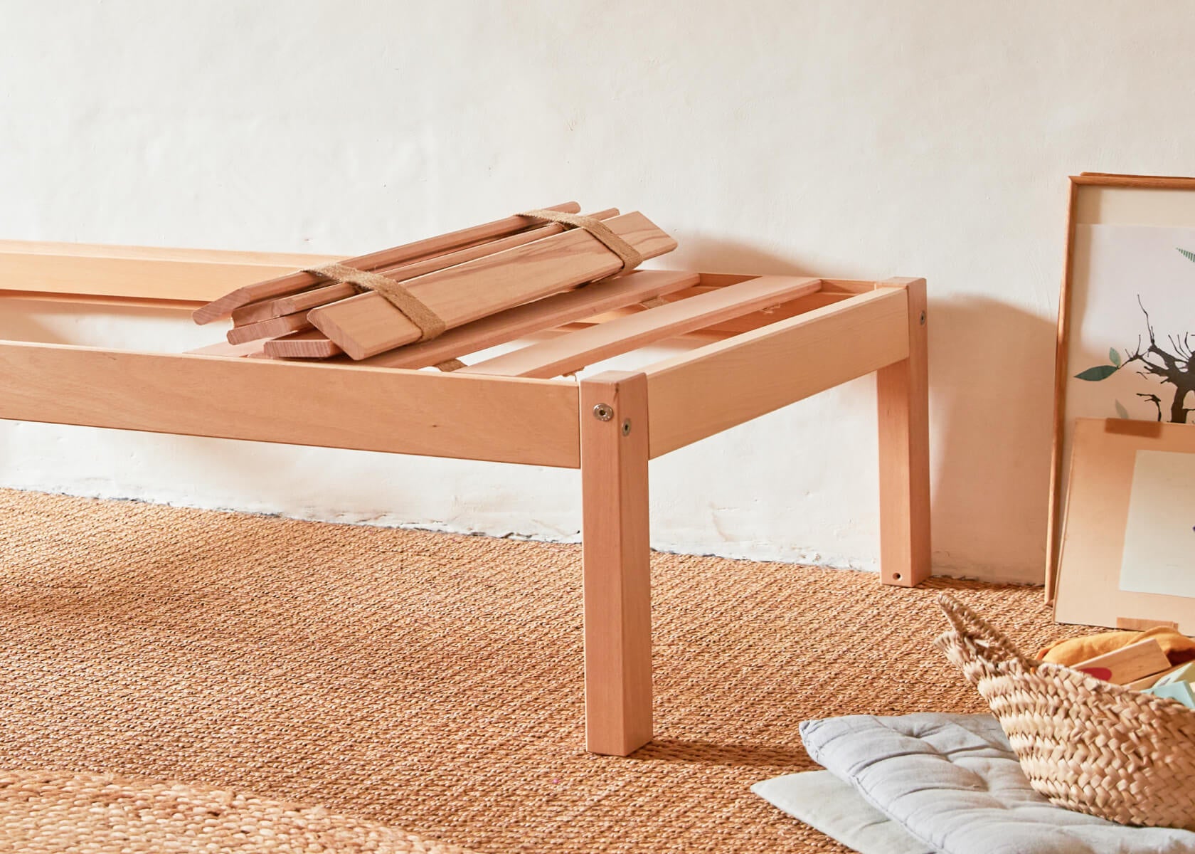 Letto per bambini in legno massello MALO