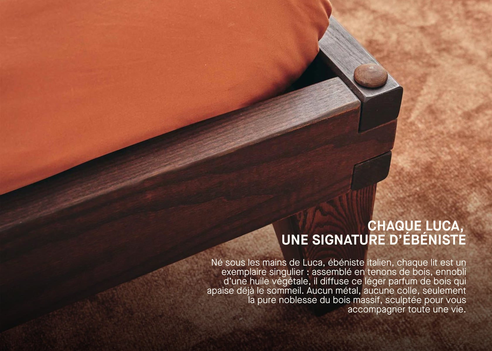 Bett mit Massivholz-Lattenrost LUCA