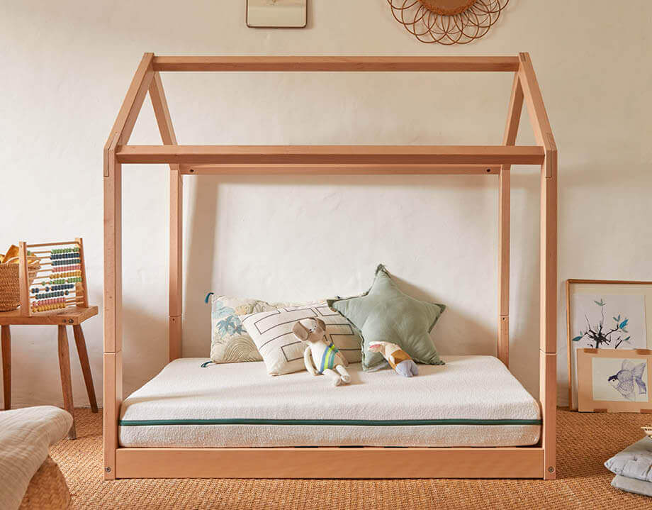 La cama casita de madera maciza Kipli – Kipli