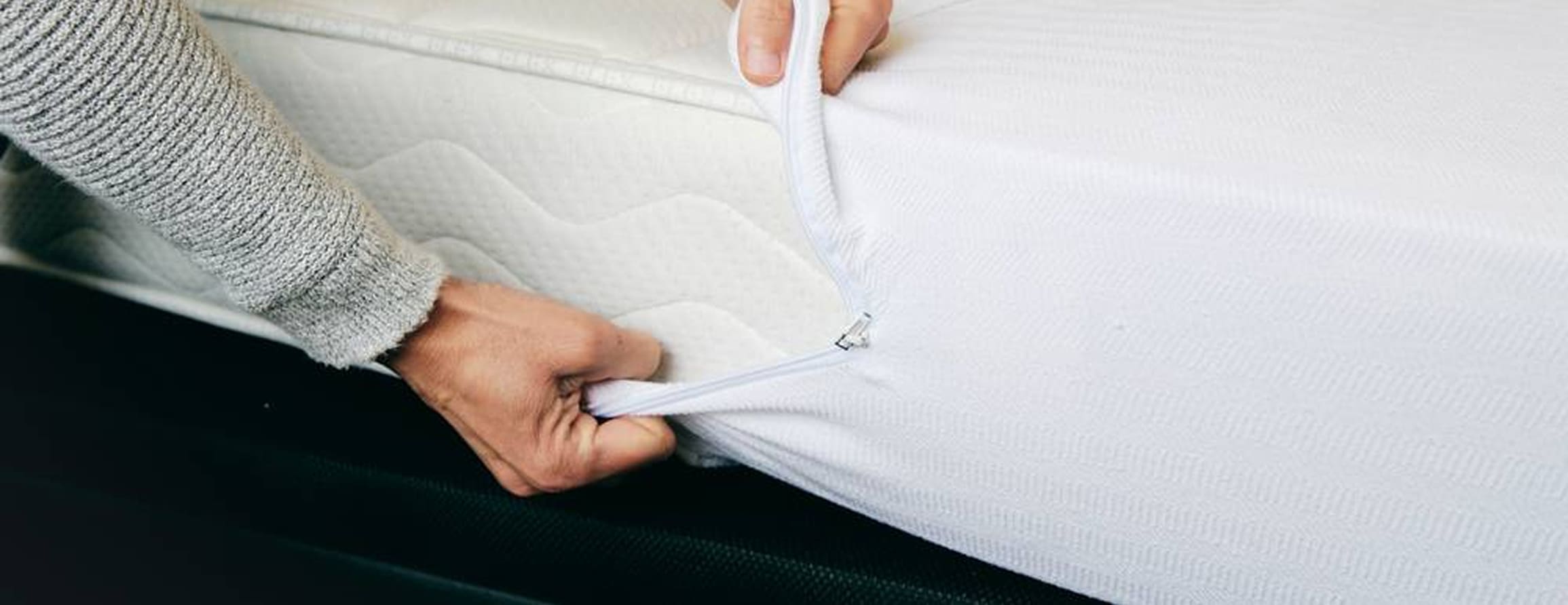 Un protège-matelas anti-acarien naturel