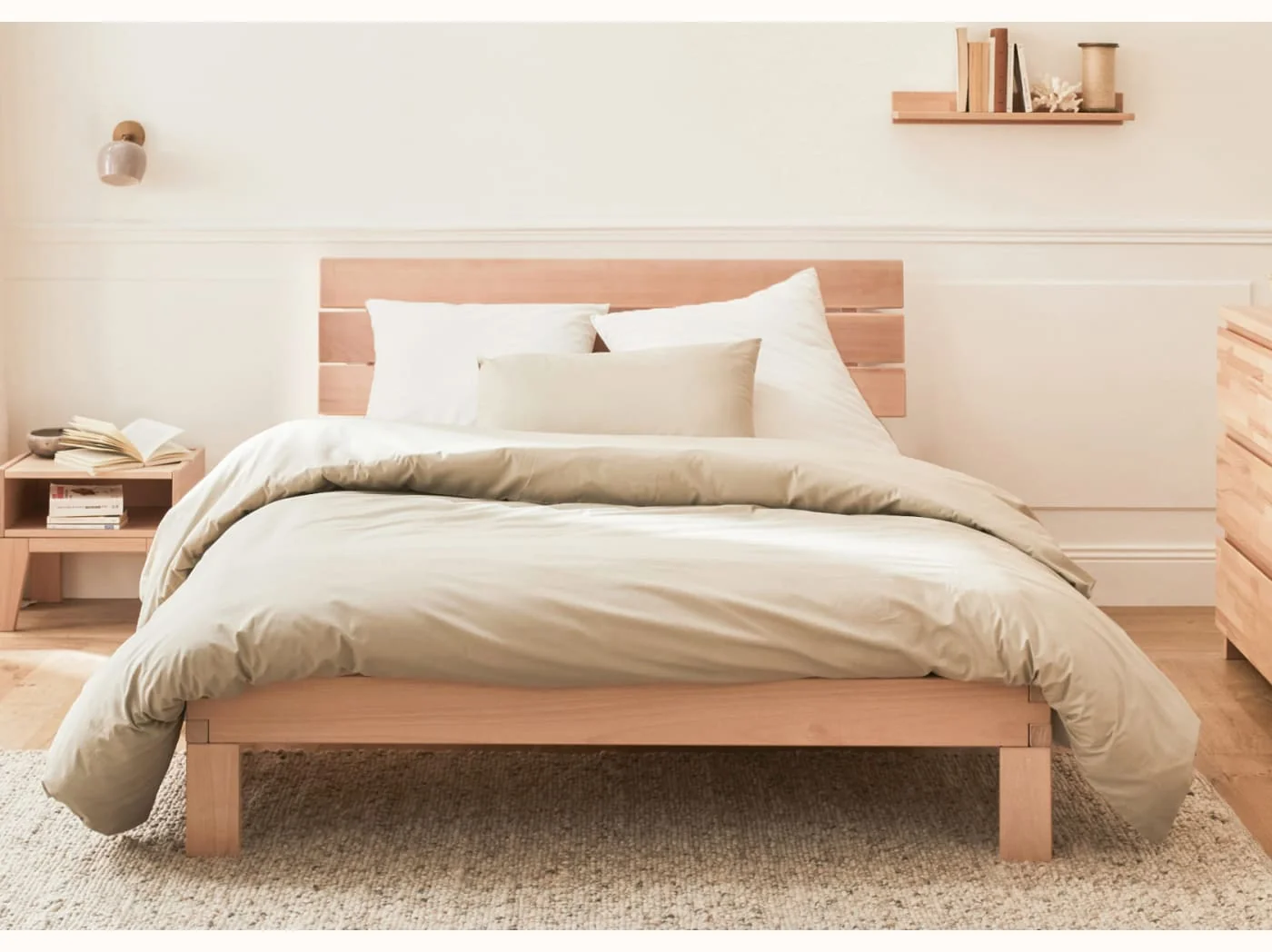 Letto in legno massiccio NOVA